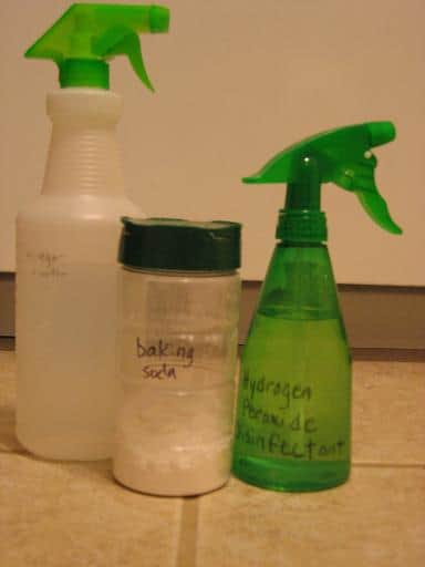 Bottles with non-toxic homemade cleaners