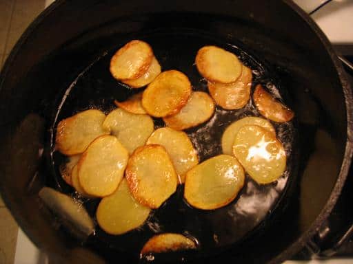 potato chips cooking