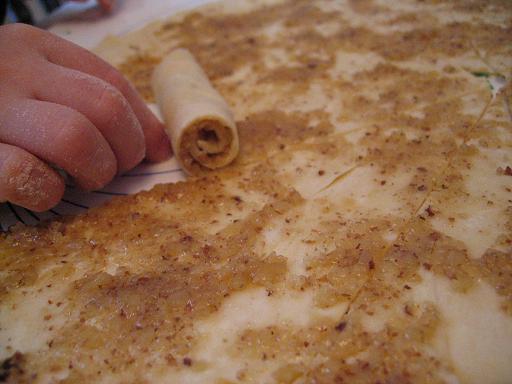 My Favorite Christmas Cookie Ever: Kifli