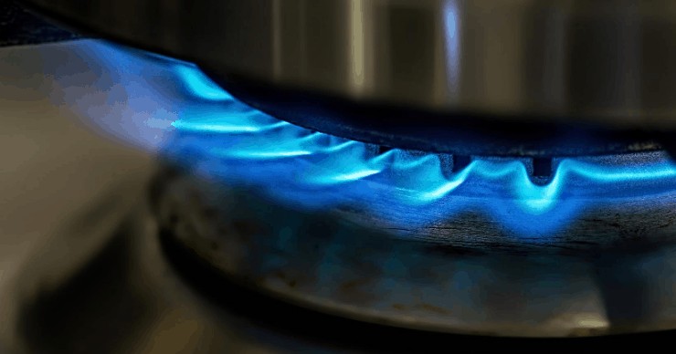 boiling water for weeds