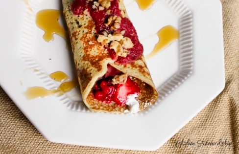 Crepe bar sweet berries and yogurt cheese