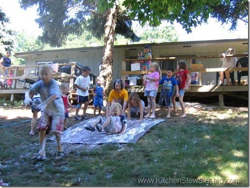 How to Throw a Messy Party (the Best Summer Kids' Gathering You'll Ever See!)