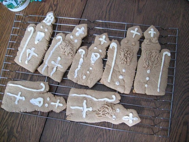 St Nicholas spice cookies on a cooling rack