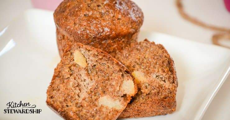apple flax muffins