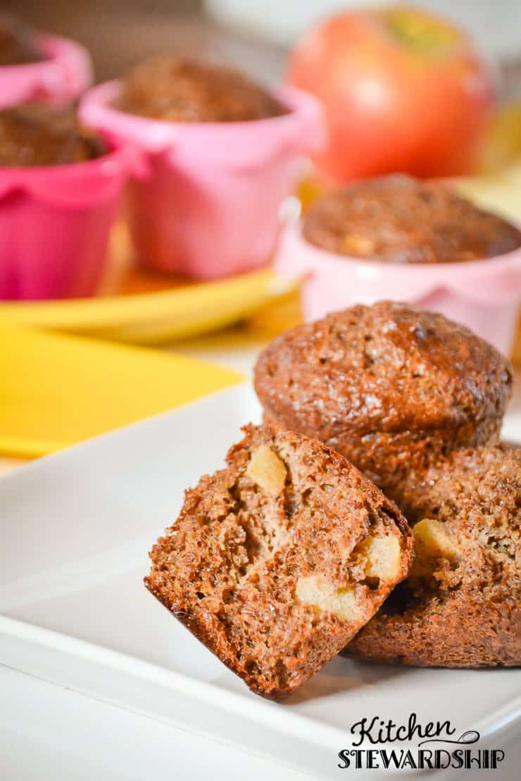 Apple flax muffins