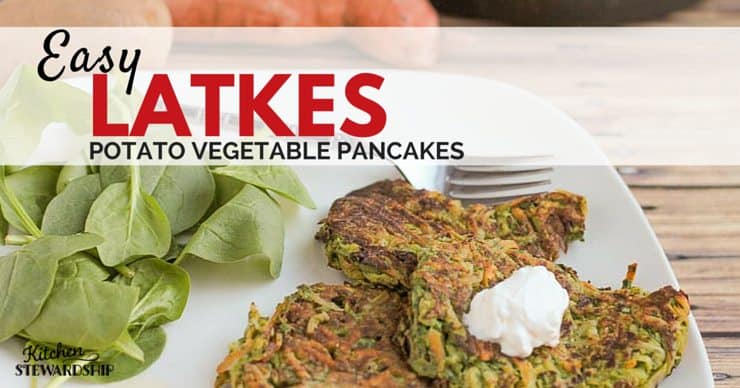 Go green with these super easy potato vegetable pancakes [Latkes}! Your kids will love this fun breakfast option.