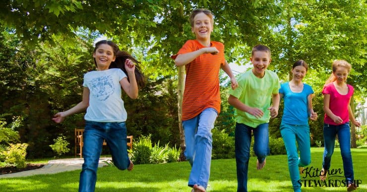 Children running outside 