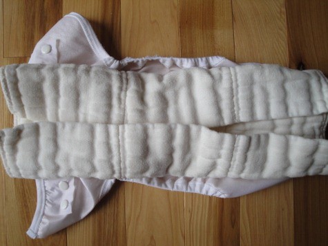 econobum cloth diaper with prefold insert