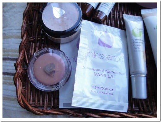 natural makeup review