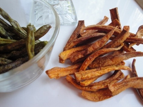 fried and dehydrated veggie snacks green beans sweet potatoes beet chips