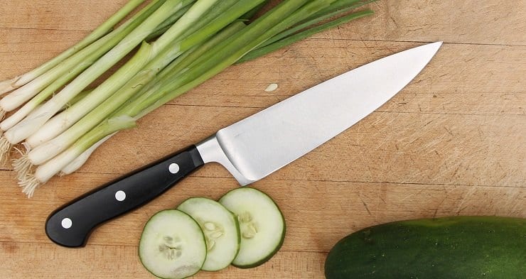 wusthof-knife-and-cutting-board