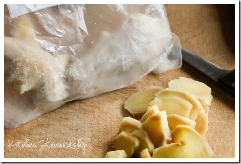 Preparing and Freezing Ginger
