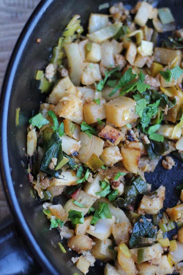 Tastes like Pizza Breakfast Hash for a Whole 30