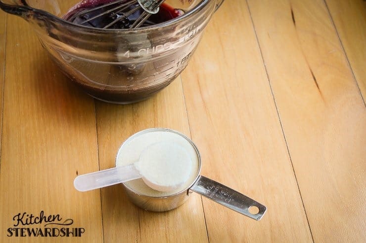 bowl of juice and gelatin