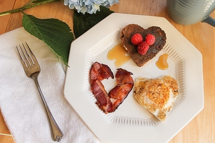 heart shaped breakfast