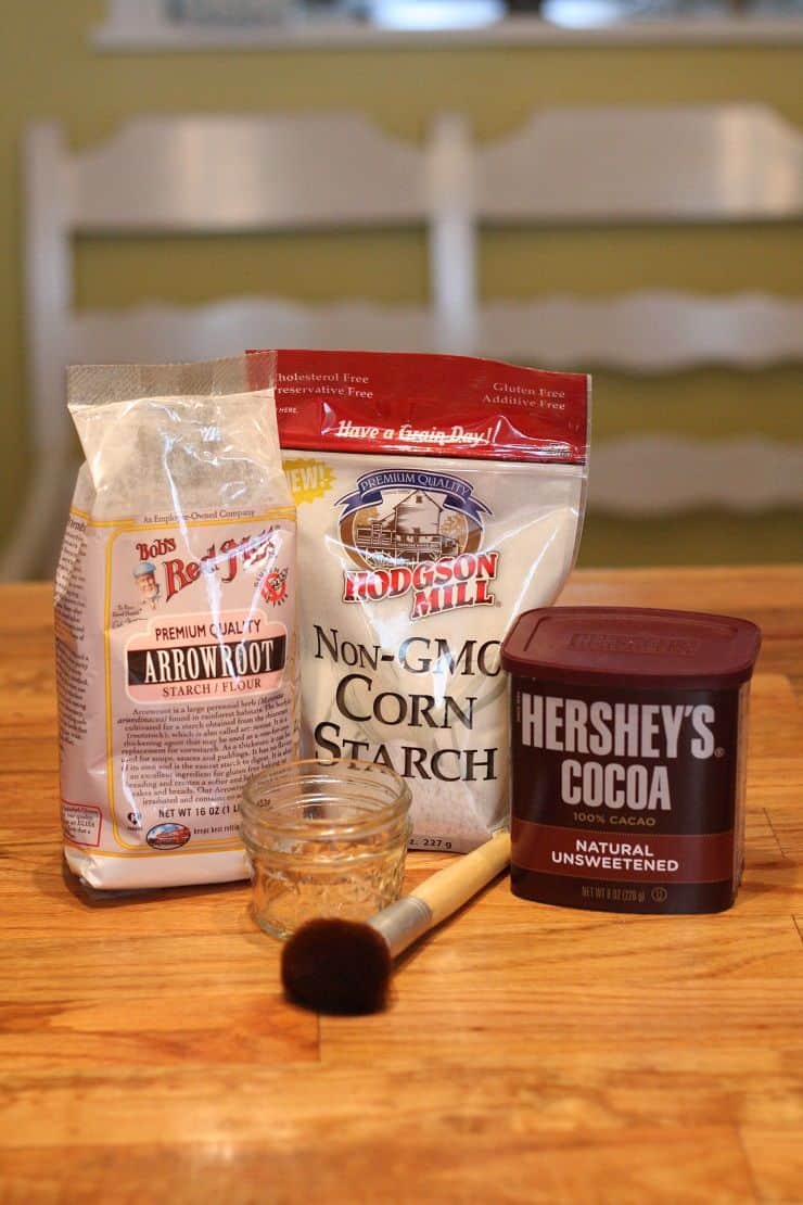 DIY All-Natural Face Powder from Kitchen Ingredients