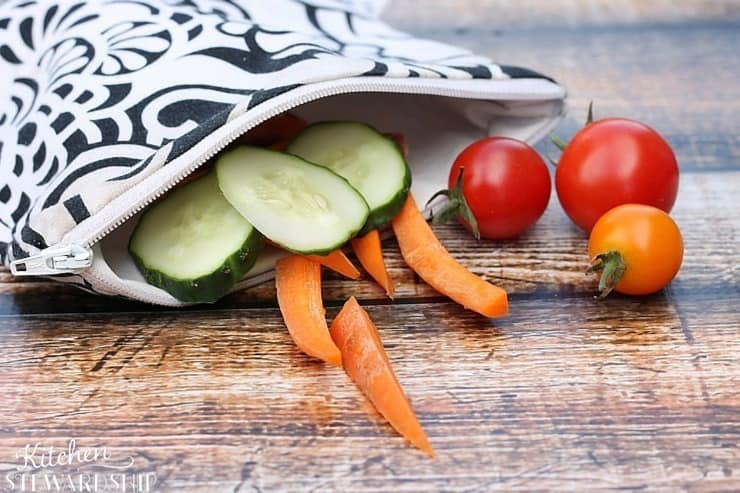 Veggies in a resuable snack bag