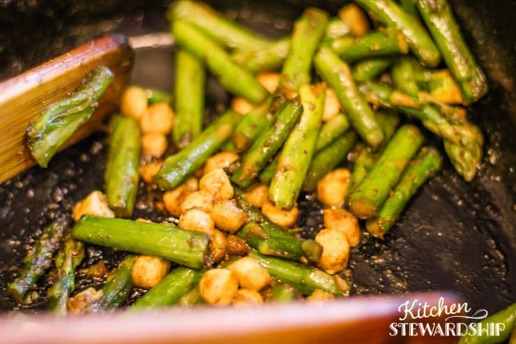 what to do with the bolt from zoodles chopped up with other veggies