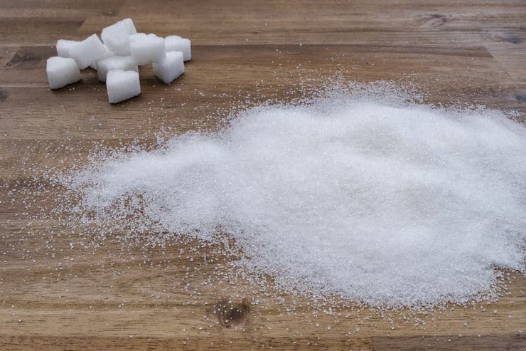 pile of sugar and sugar cubes