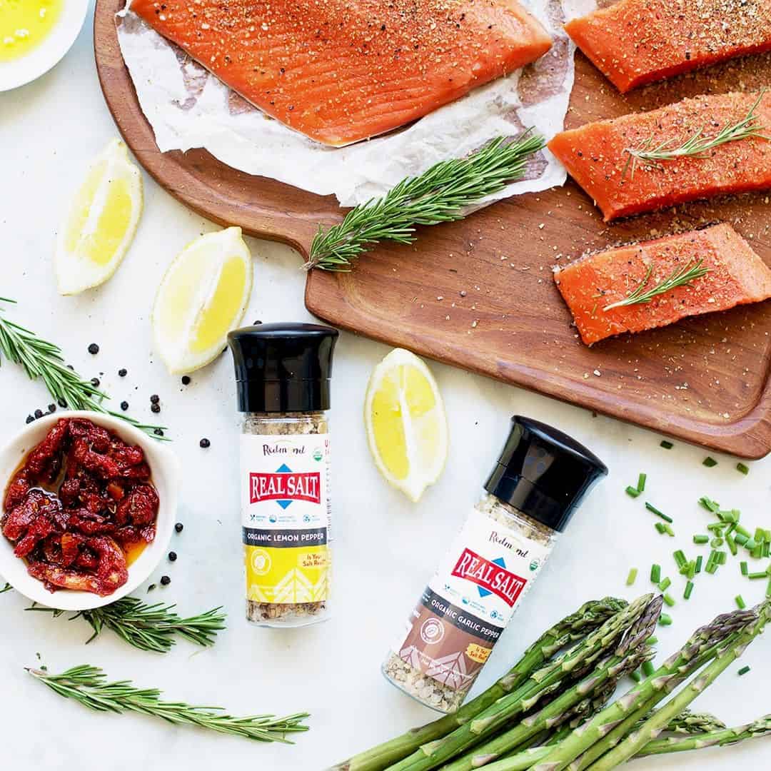 Redmond Real Salt grinders: lemon pepper & garlic pepper