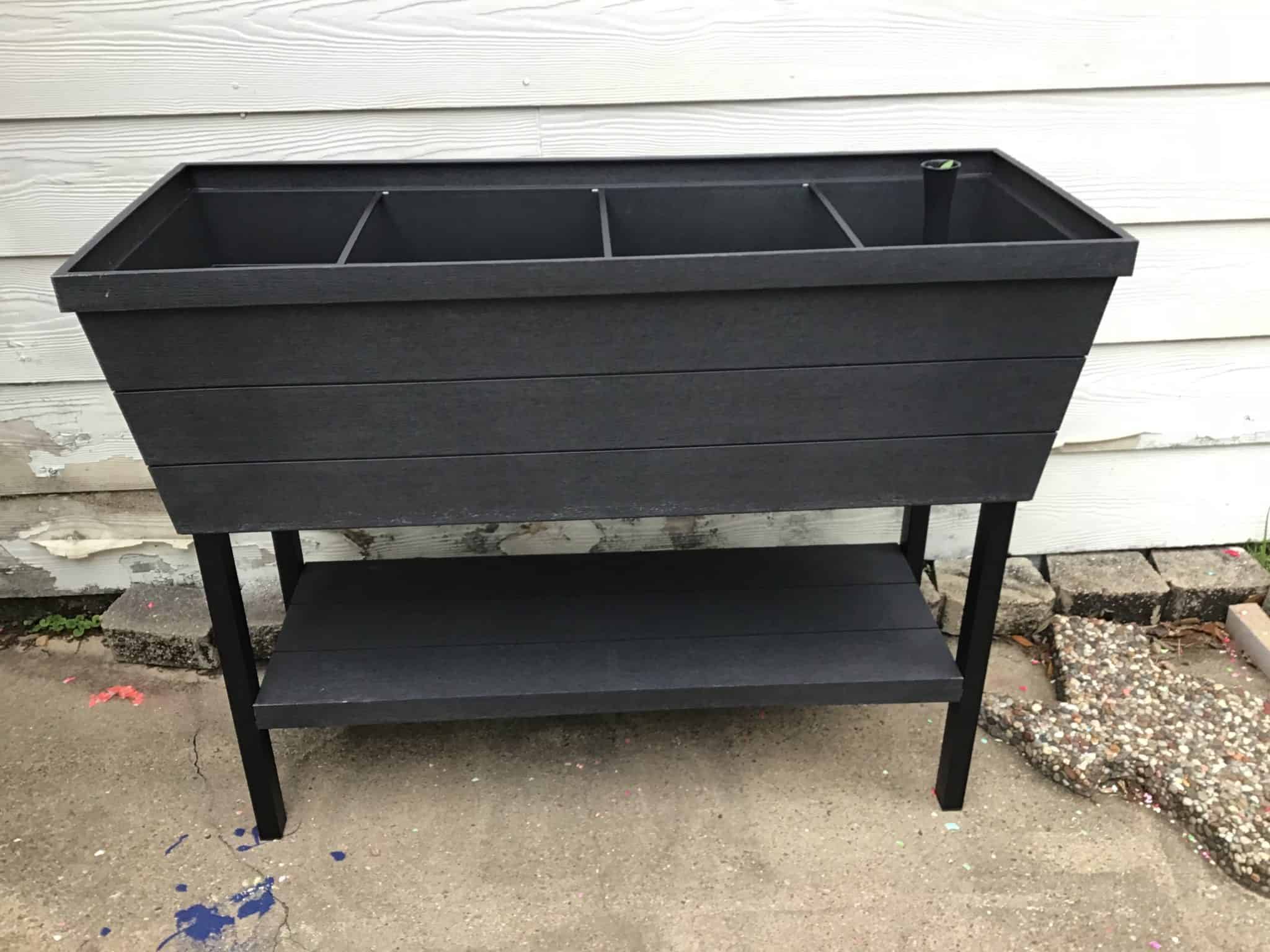 Large planter
