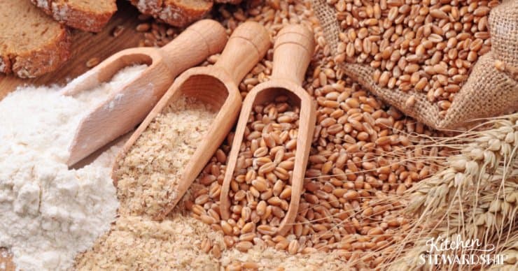 whole grains in scoops