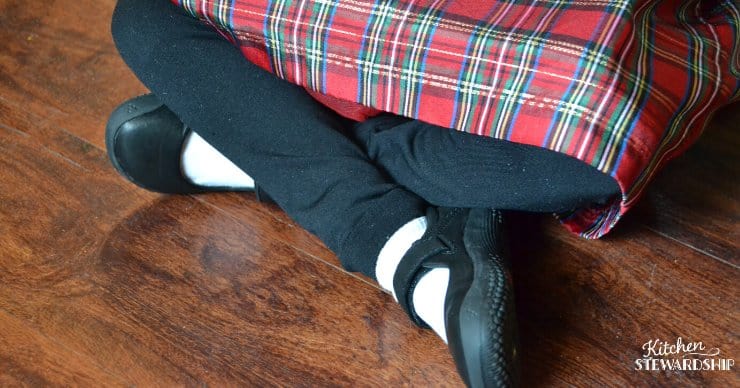 girl wearing minimalist shoes