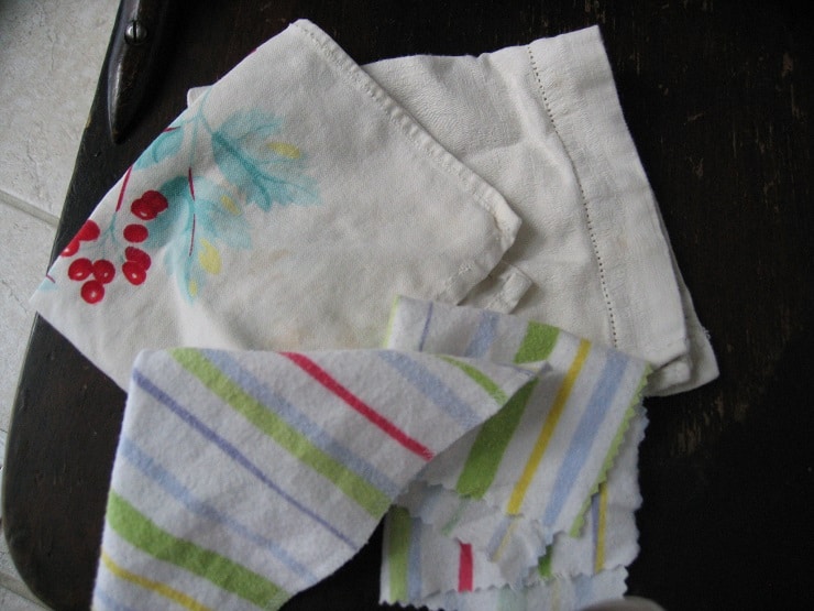 reusable handkerchiefs and cloth napkin alternatives you can use as toilet paper