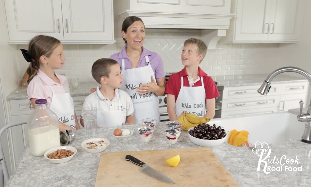 kids learning to cook