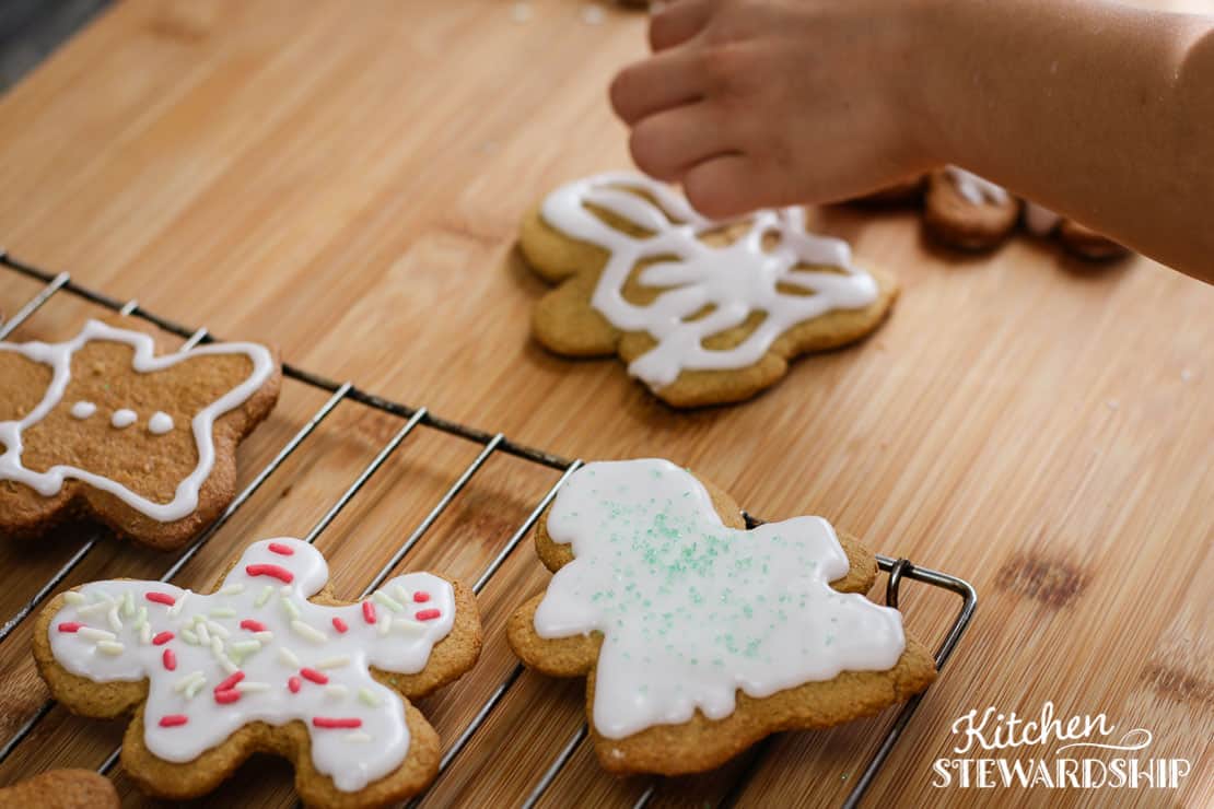 icing dairy-free gingerbread men
