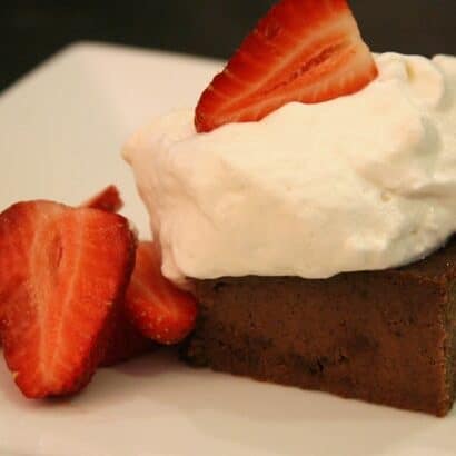 Got a first birthday party and want a healthy alternative to junk food cake? No grains, gluten, dairy or eggs? Got you covered. Pumpkin fudge plus 10 more!