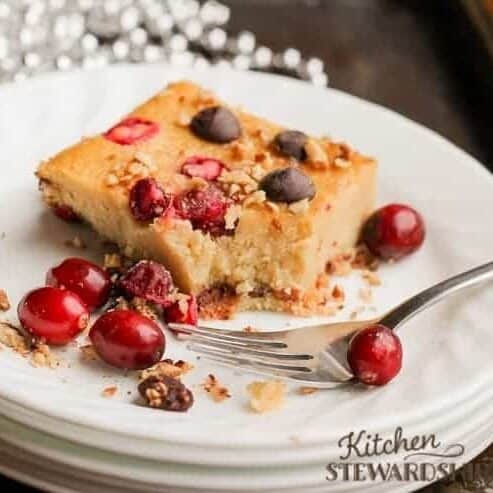 cardamom cranberry christmas cake