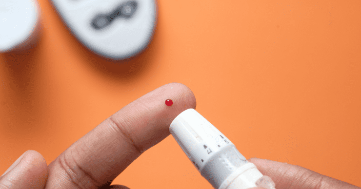 finger prick blood sugar test