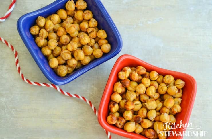 two bowls of crispy chickpeas