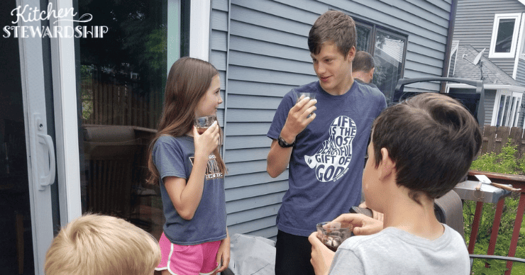 kids trying soda for the first time