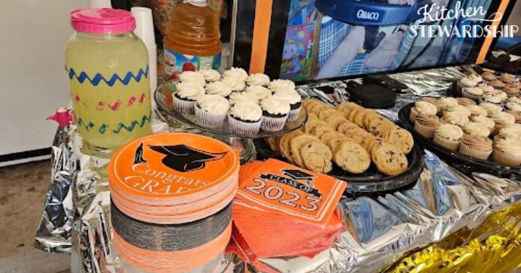 graduation party set up