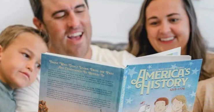 Tuttle Twins America's History